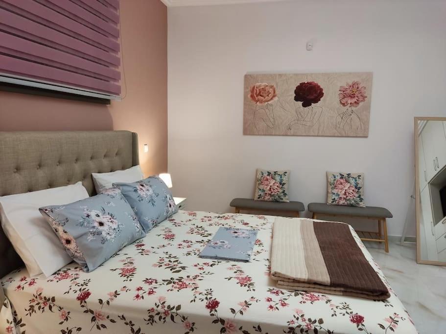 Ebony And Ivory Suites Дросия Экстерьер фото
