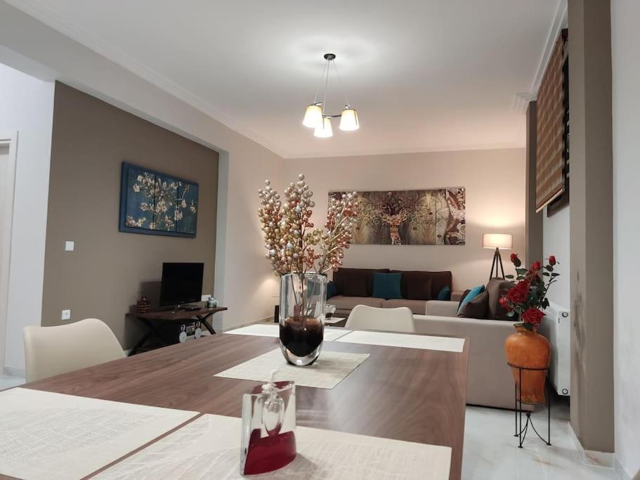 Ebony And Ivory Suites Дросия Экстерьер фото