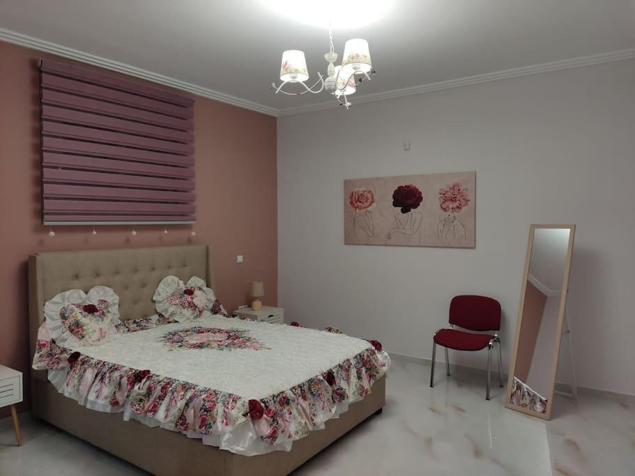 Ebony And Ivory Suites Дросия Экстерьер фото