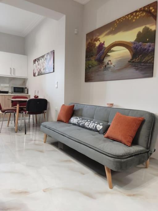Ebony And Ivory Suites Дросия Экстерьер фото