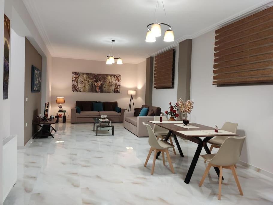 Ebony And Ivory Suites Дросия Экстерьер фото