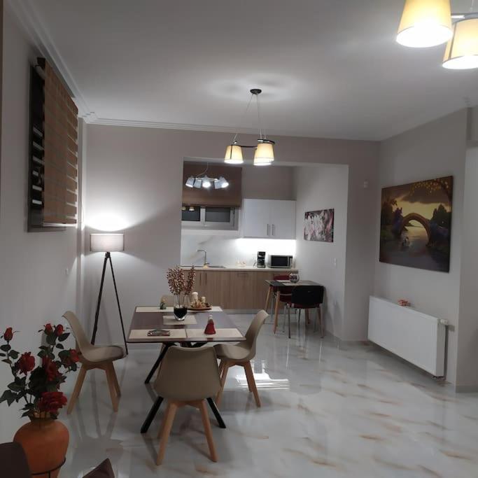 Ebony And Ivory Suites Дросия Экстерьер фото